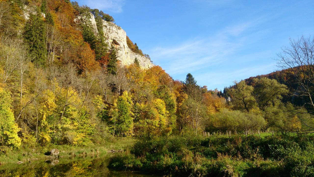 Berghaus Knopfmacher Fridingen an der Donau Luaran gambar